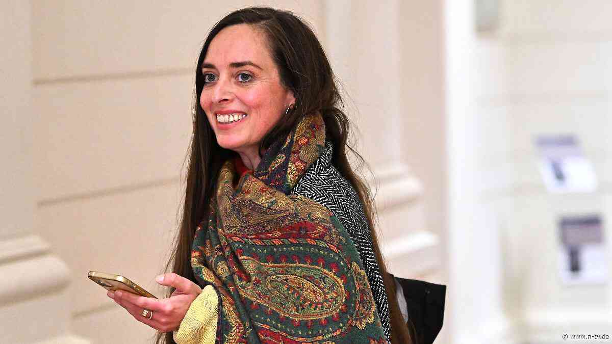 Sondierungsgespräche in Gefahr?: Berliner Linke nimmt umstrittene Vanessa Emde in Fraktion auf