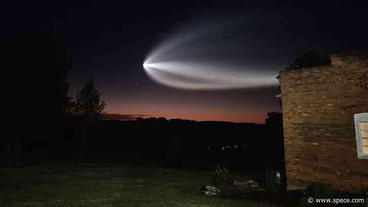 SpaceX rocket launch creates incredible 'space jellyfish' visible throughout US East Coast (photos)