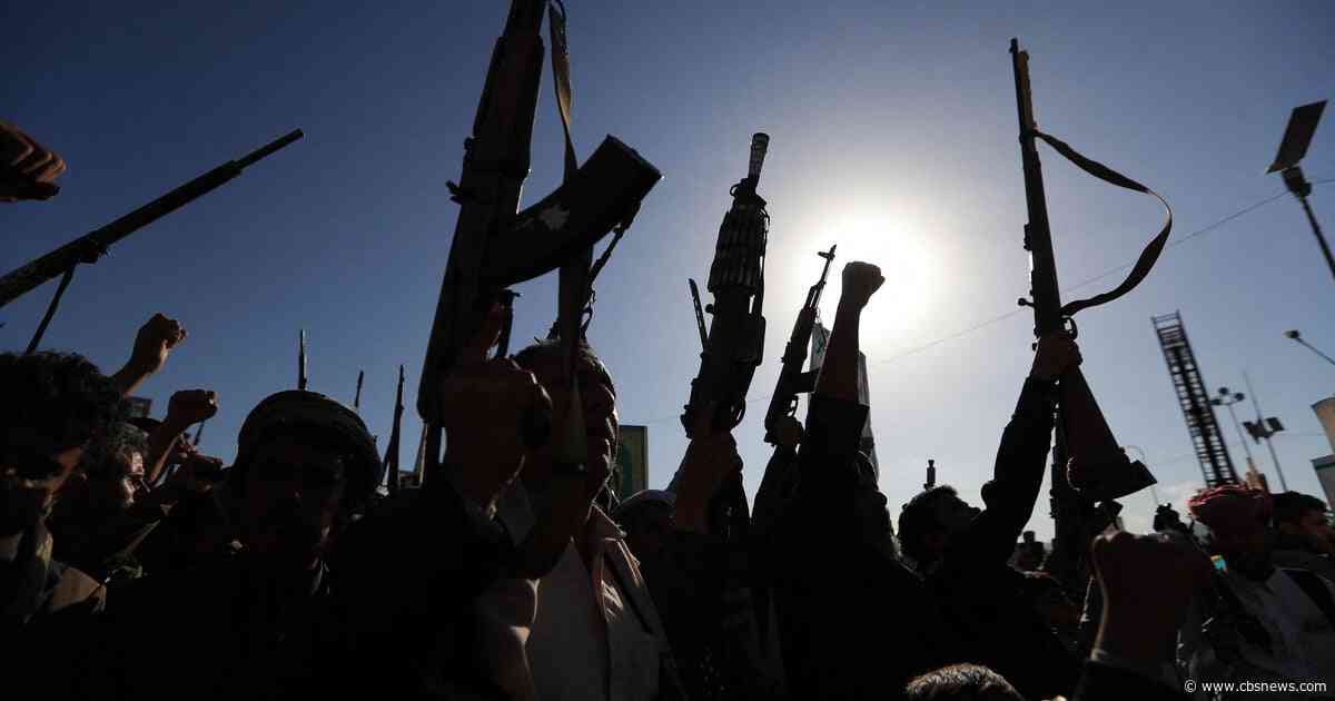 Houthis threaten "painful" response if U.S. helps Saudis