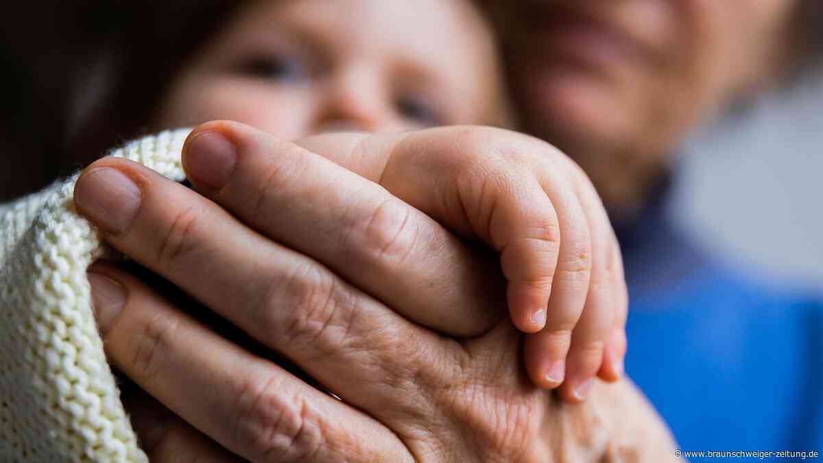 Trotz Familienstreit: Haben Großeltern das Recht, ihre Enkelkinder zu sehen?