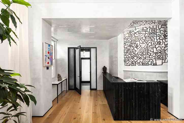 A $25 M. Tribeca Apartment Is Being Sold with a Keith Haring Mural