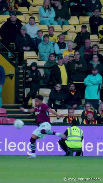 Super strike from Marcus Edwards ⚡️ #burnleyfc #football #efl