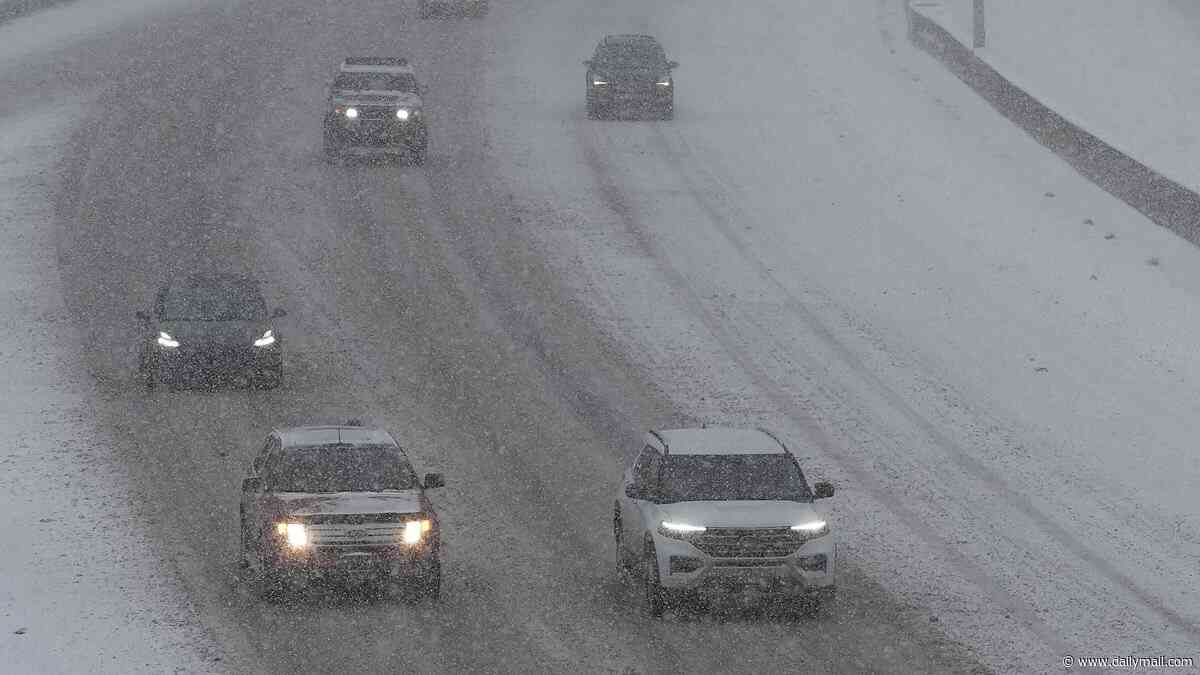 Winter blast puts four states on alert as up to 14 inches of snow threaten travel: 'Proceed with caution'