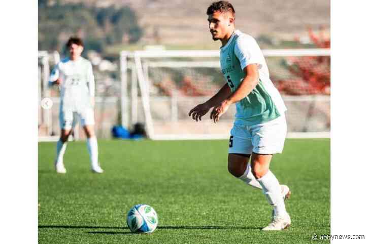 UFV Cascades men’s soccer rise to eighth in the country
