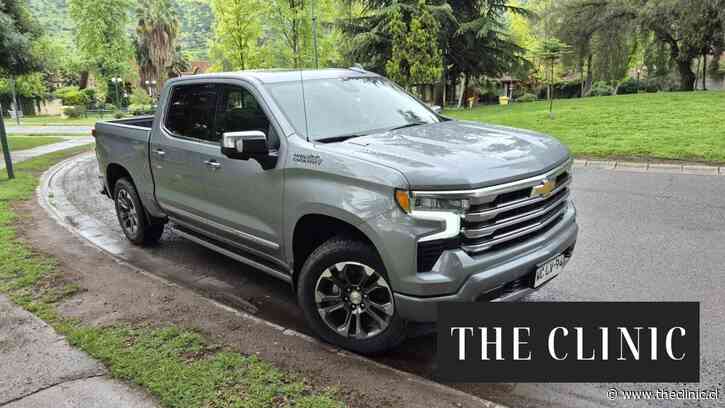 Al volante de la Chevrolet Silverado High Country: la fuerza del torque diésel vestida de etiqueta