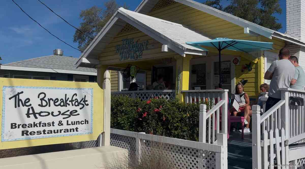 Sarasota business making efforts to preserve historic cottages