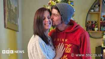 Vet bills force pair to change Warwick Castle wedding