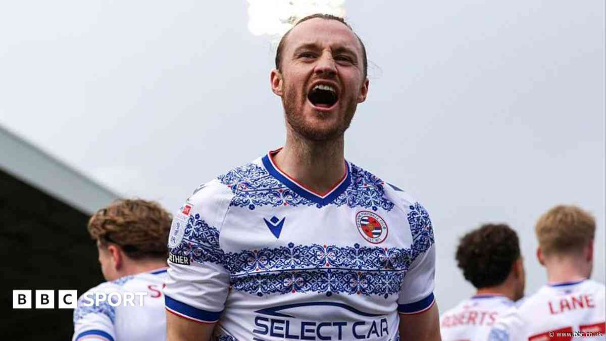 Doncaster sign forward Keane on short-term deal
