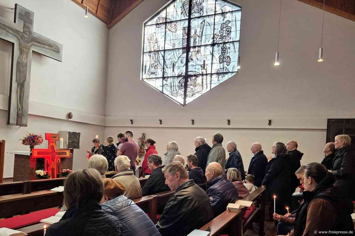Wie vogtländische Katholiken Abschied von ihrer Kirche nehmen: „Was einmal weg ist, ist weg“