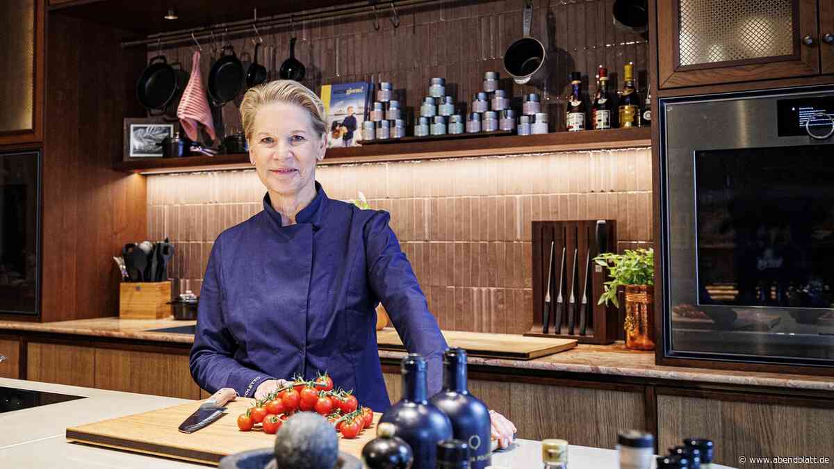 Dieses süße Kompliment bekommt Starköchin Cornelia Poletto von Tim Mälzer