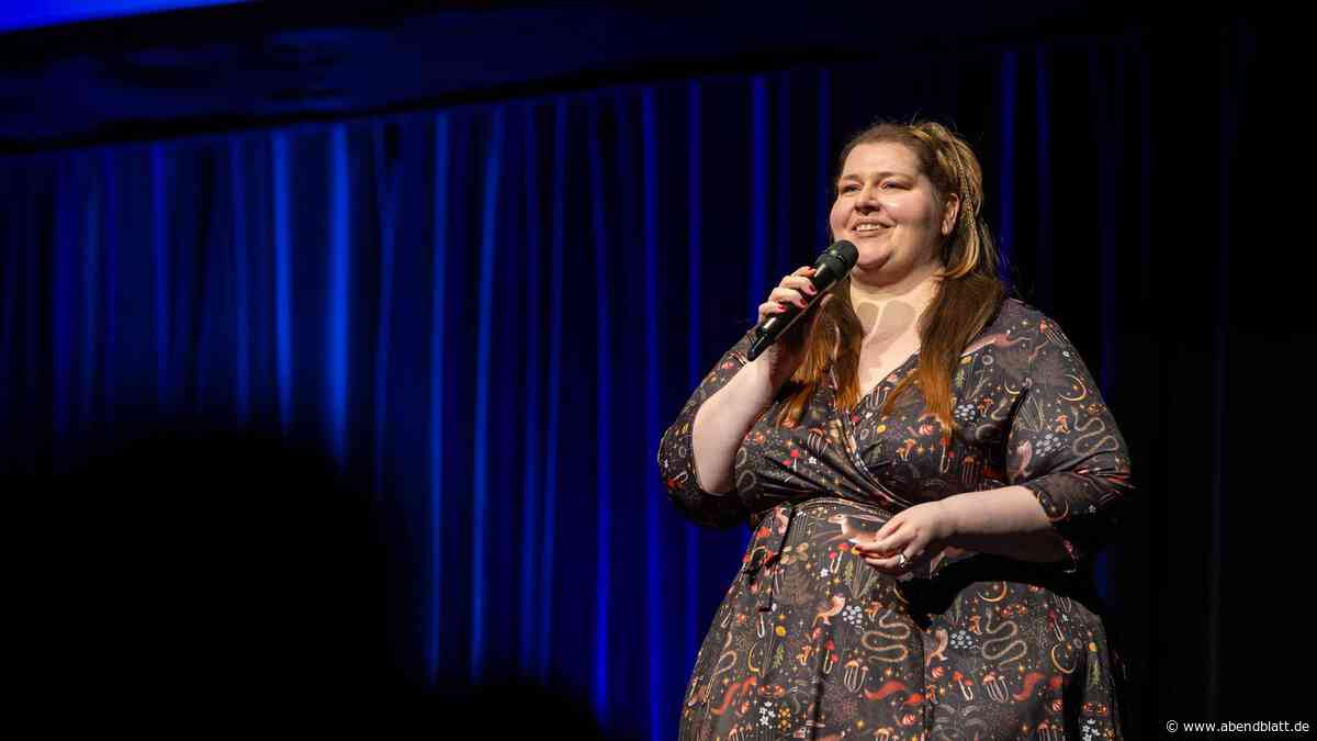 Mit Schmerzen auf der Bühne: Hamburger Comedian macht Erkrankung öffentlich