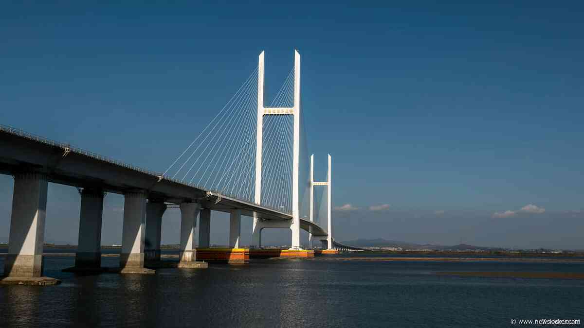 China en Noord-Korea openen na twaalf jaar vertraging brug over grensrivier