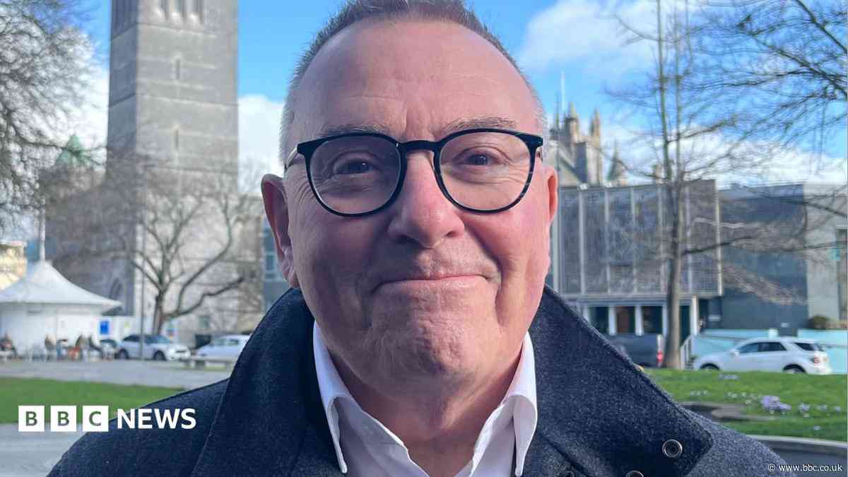 Council leader criticises 'bonkers' lifeboat plans