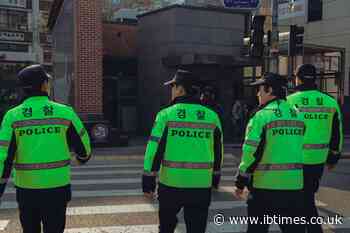 Eight Injured as Man With Knives Strapped to Both Hands Attacks Shoppers in South Korea