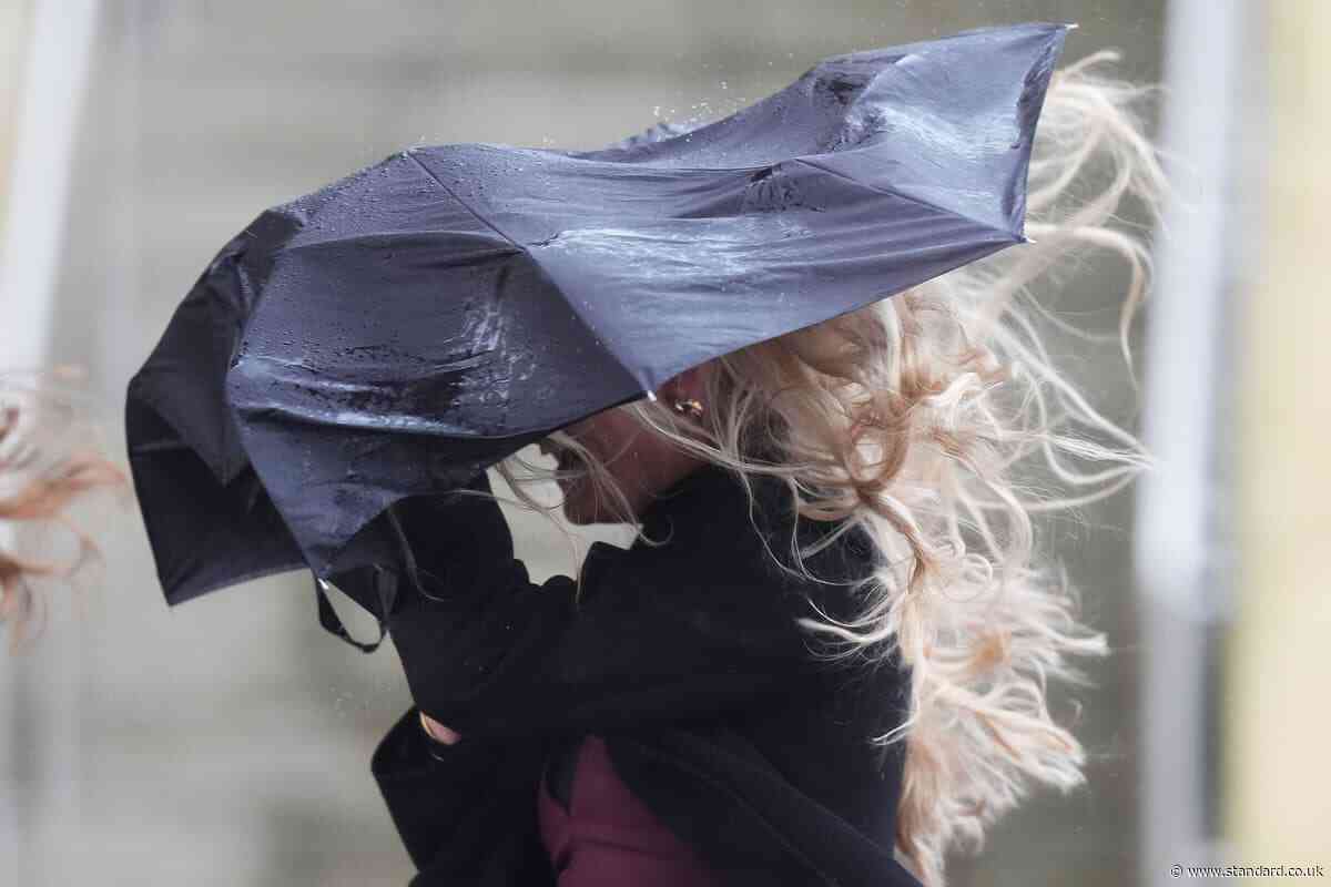 Strong winds to hit north-west Scotland as weather warning issued