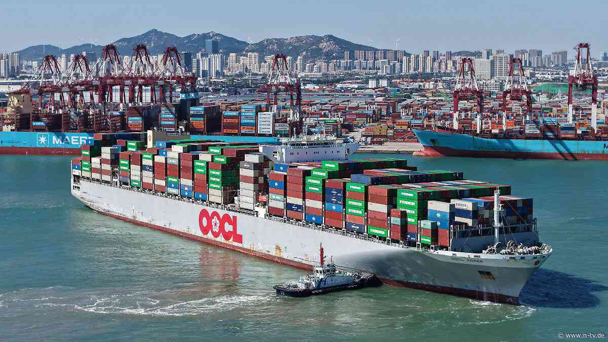 Handelsüberschuss auf Rekordkurs: Chinesische Exporte steigen um fast 40 Prozent