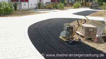 Vergiss Beton weil dieser Gartenweg sich wie Bausteine zusammensetzt