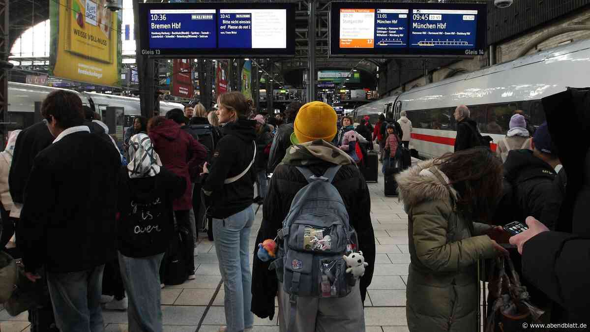 Am Hauptbahnhof belästigt: Senior bietet Kindern 20 Euro für Nacktfotos