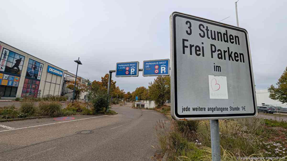 Vorwurf Abzocke: Parkärger im leer stehenden Blautal-Center