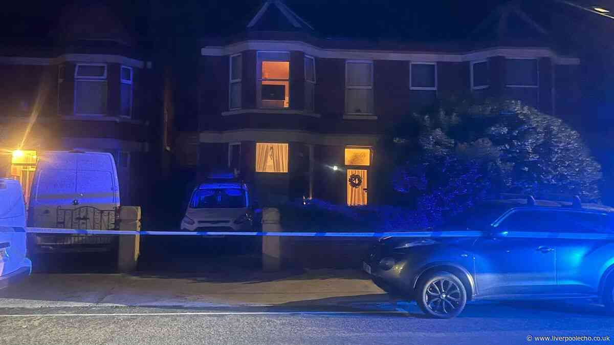 Gang target Wallasey house and attack men inside