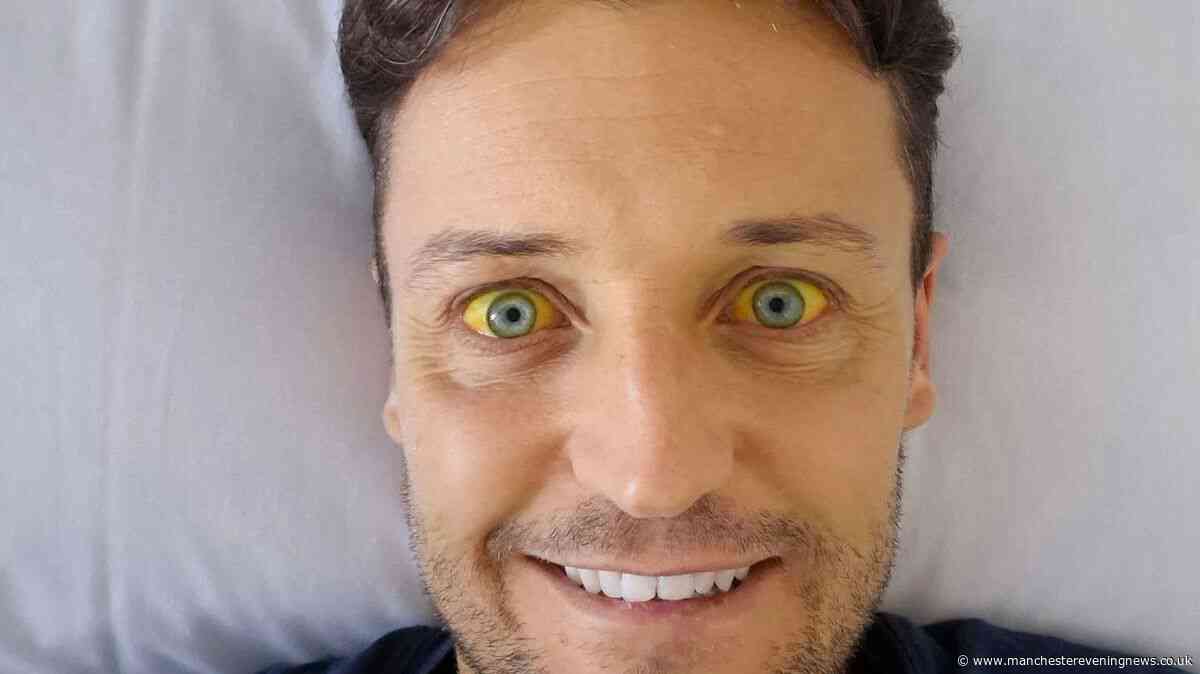 Dad, 37, given months to live after flu symptoms diagnosed as terminal cancer becomes dad