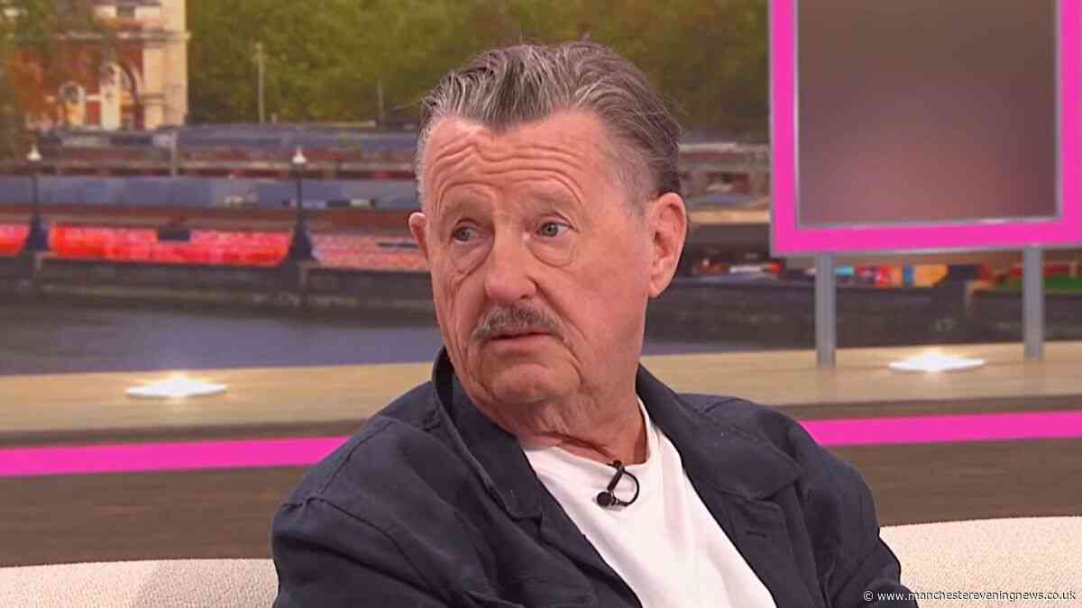 Coronation Street legend says ITV soap 'saved his life' before he helped former co-star