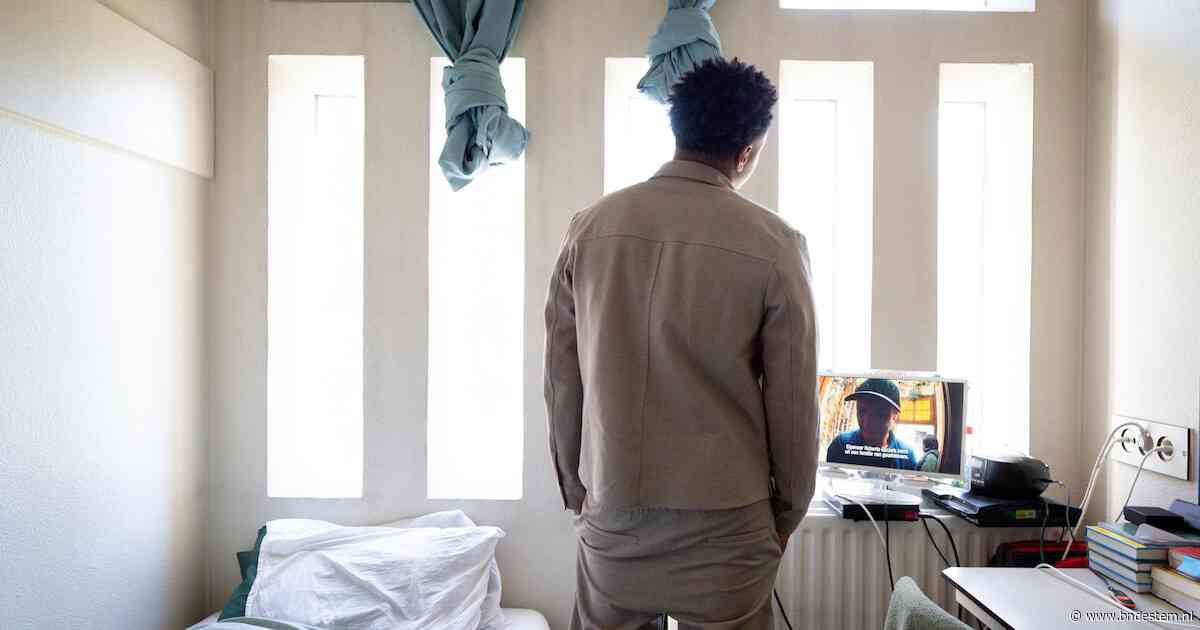 Lucas heeft een ‘kamer’, maar als de deur dichtgaat zit hij vast