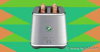 Breville Eye Q Toaster Review: Neat Sensors, but Less-Than-Perfect Toast