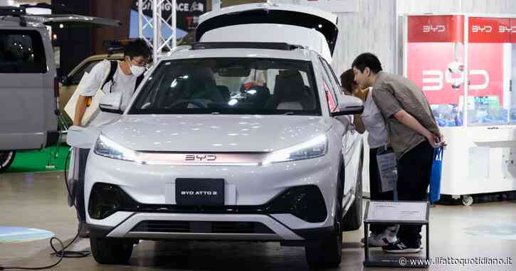 Le auto elettriche hanno fatto risparmiare 20 miliardi dall’inizio della guerra in Iran ai Paesi importatori di greggio