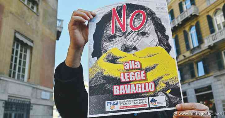 L’ironia del governo: paladino della libertà di informazione ma poi imbavaglia i cronisti