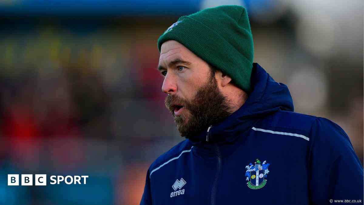 Sutton reject League One approach for boss Agutter