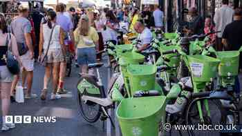 'Dockless bike crisis' sparks parking zones plan