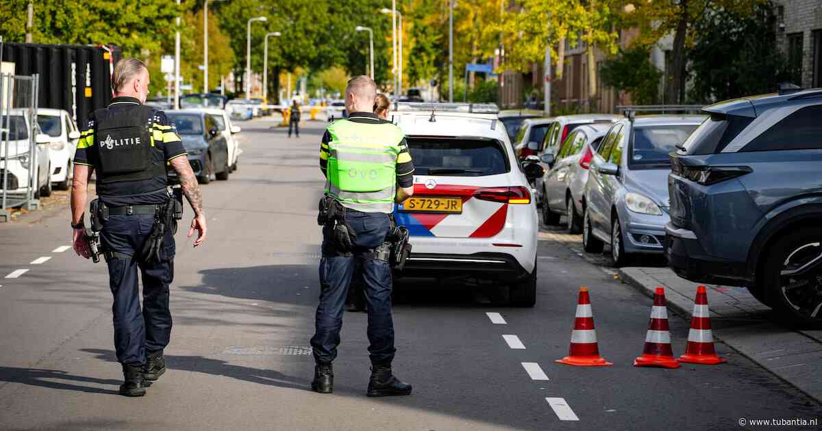 Meerdere schoten gelost in Utrechtse wijk Overvecht, politie doet onderzoek en zoekt verdachte