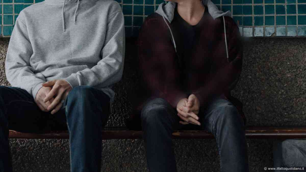 “L’abbiamo fatto per gioco, ci annoiavamo. Ci siamo fermati solo quando abbiamo saputo dell’attore”, la confessione dei ragazzi della minicar nera