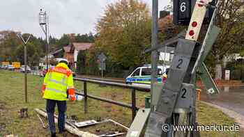 Nach Zugunglück: Erneute Reparaturen am Bahnübergang in Deisenhofen