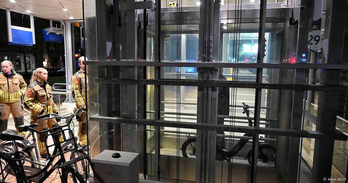 Praat mee: durf jij nog in een lift op station Oisterwijk te stappen?