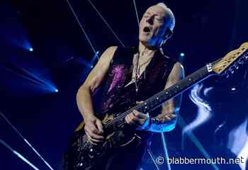 DEF LEPPARD's PHIL COLLEN On A.I. In Music: 'I Think You Have To Accept And Embrace Any New Technology'