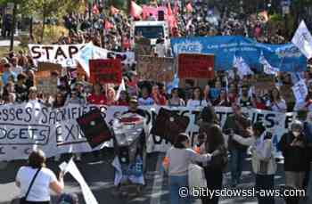 Cerca de 200 institutos siguen bloqueados en Francia y estudiantes preparan más protestas