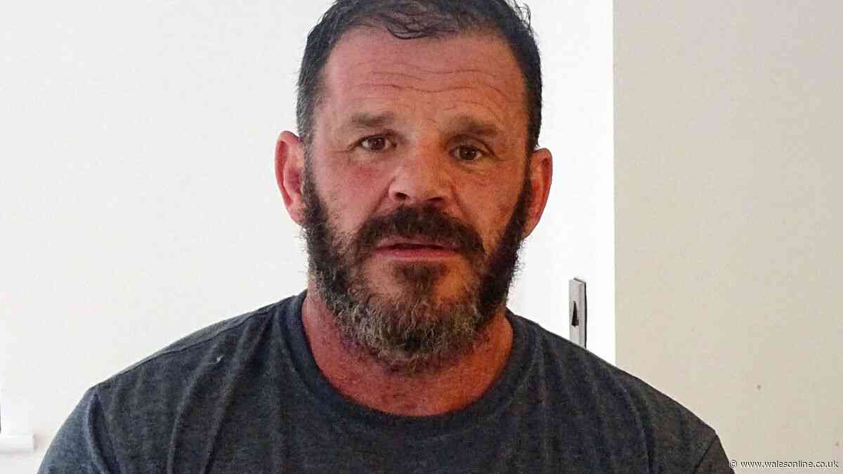 Police issue statement after ex gangster John Gizzi admits attacking two sisters