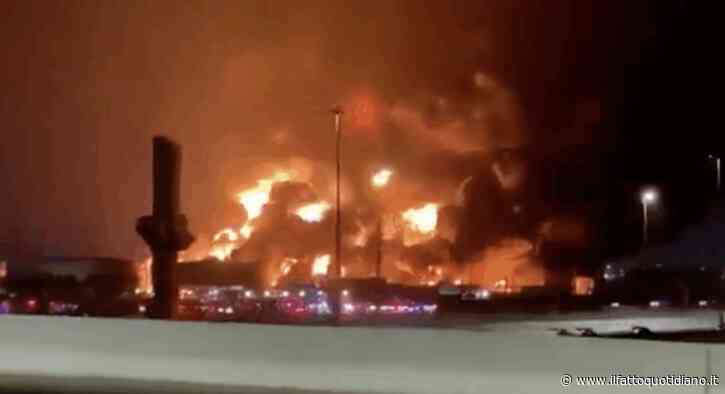 Arabia Saudita, nuovi attacchi Houthi al colosso petrolifero Aramco e all’aeroporto di Riad. Il ministero censura le immagini