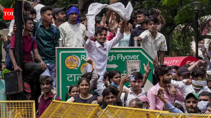 Pleas filed in SC, Delhi HC against de-notification of Jantar Mantar as protest site