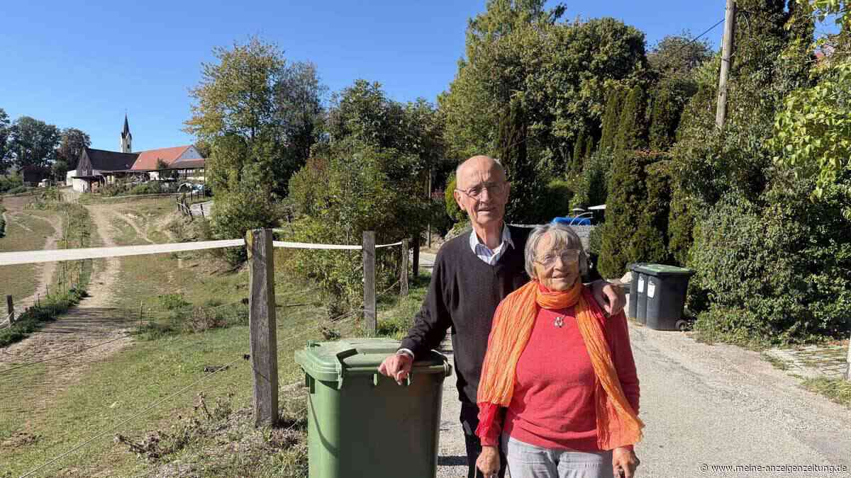 „Behördliche Schikane“: 82-Jährige sollen Mülltonnen 200 Meter bergauf schleppen