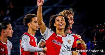 Zechiël zet Feyenoord met prachtige uithaal direct weer naast Como