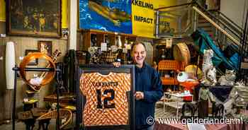 Kringloopwinkel veilt het shirt van Van Basten uit 1988: ‘Hoe het in de kringloop belandde, blijft een raadsel’