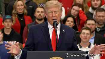 Trump takes midterm campaign to western states