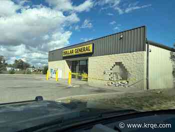 Vehicle crashes into Moriarty Dollar General