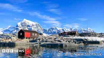 New team to save Antarctic port from climate change