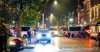 Politie zet ME-bussen en drone in centrum Nijmegen, groep jongeren weggestuurd