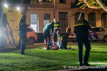 Jongeman (16) gestoken en naar ziekenhuis overgebracht, verdachten aangehouden