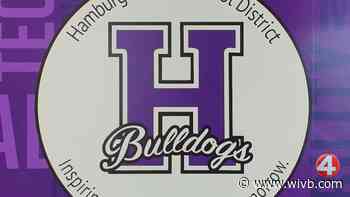 Hamburg CSD celebrates renovated hallway, financial education